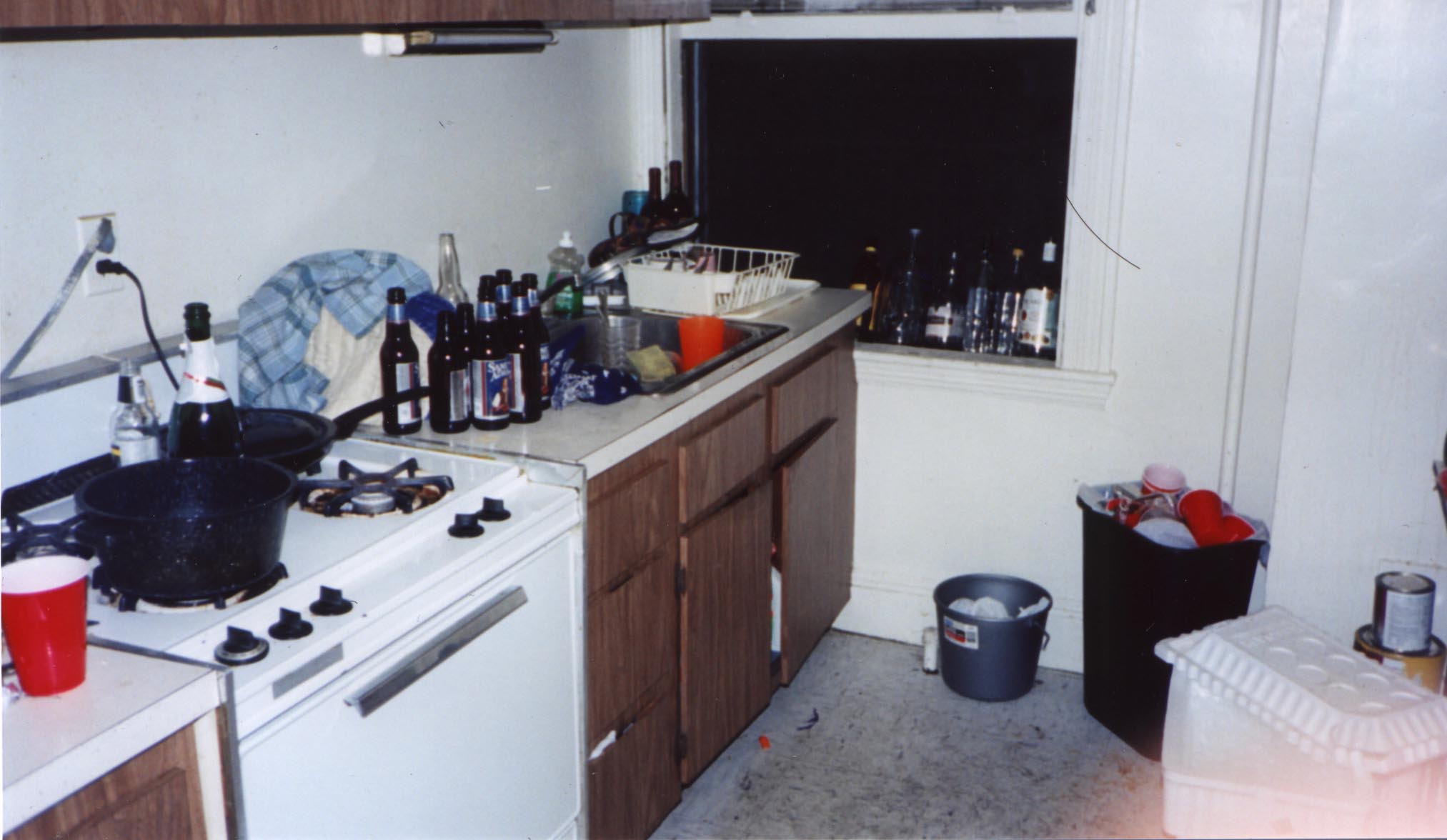 after.halloween.jpg (159615 bytes)