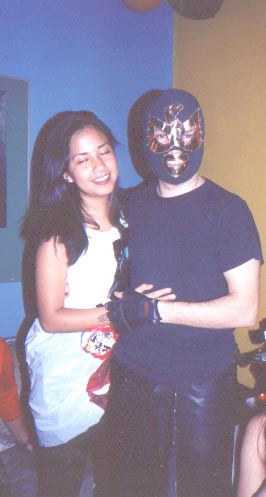 gy.halloween2.jpg (20524 bytes)